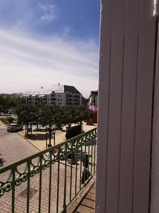 Studio Balcon De La Place Dinan Esterno foto