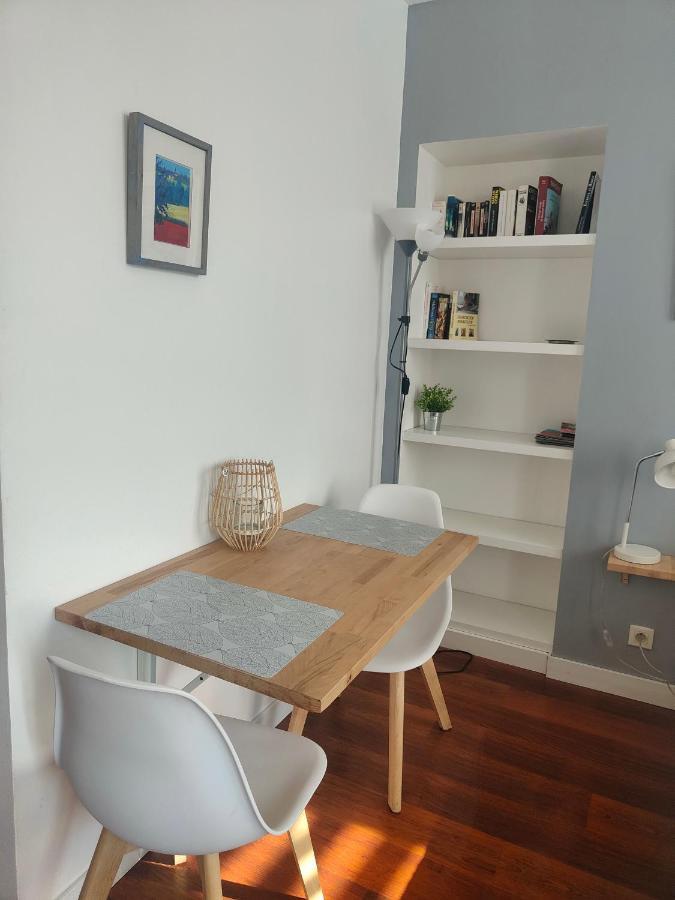Studio Balcon De La Place Dinan Esterno foto